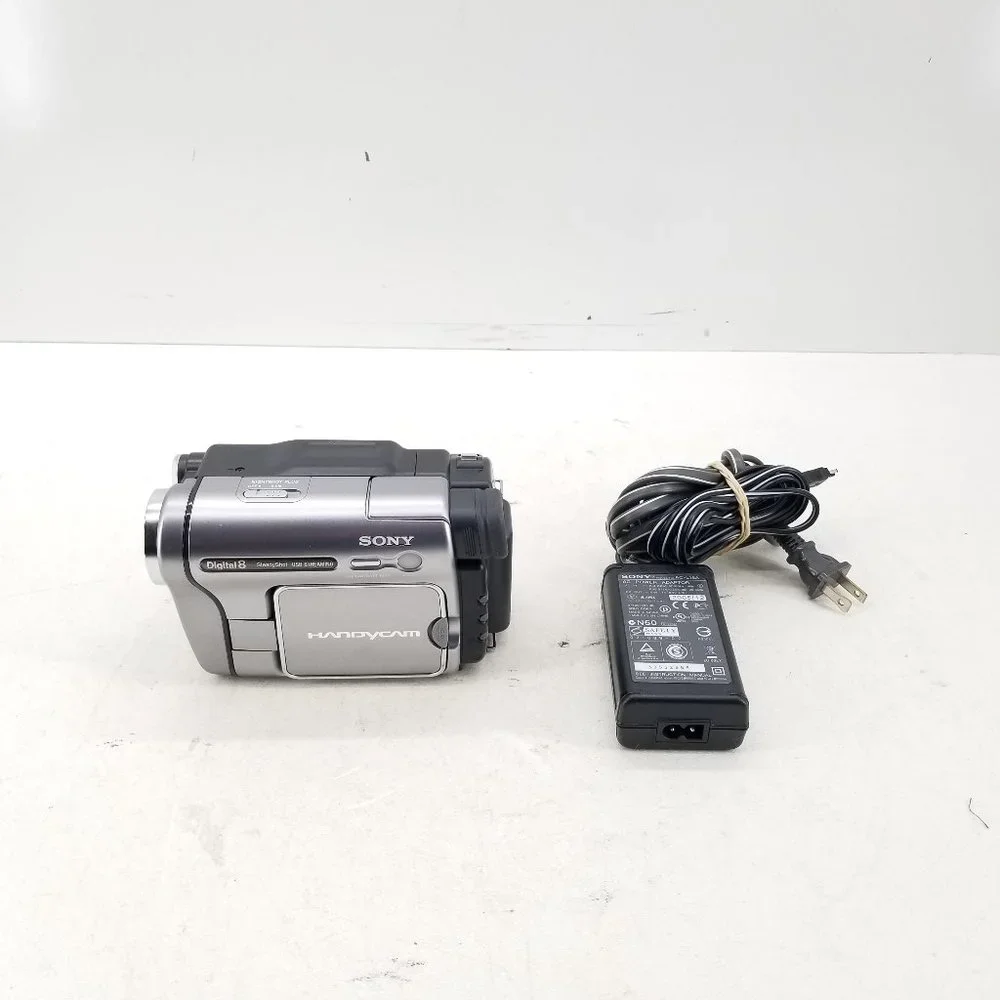 Sony compact handycam